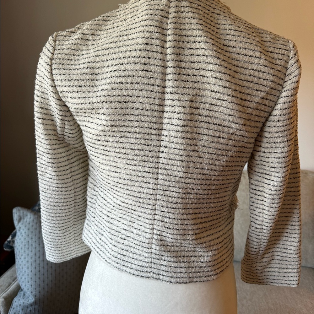 Ivanka Trump Blazer Off White w Black Accent, size small gold accent detail NWTS - Picture 6 of 8